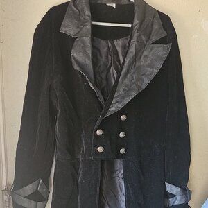 Long Vampire Halloween jacket Men's M